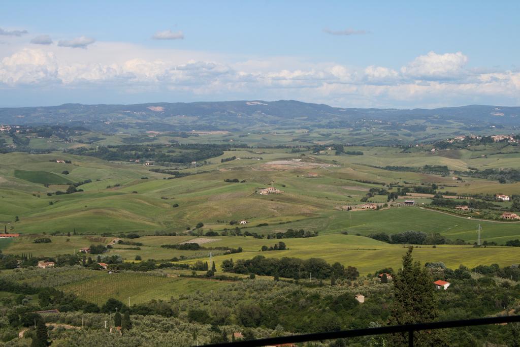 Villa La Terrazza Chianni Esterno foto